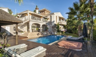 Villa met zeezicht te koop in Oost Marbella 9
