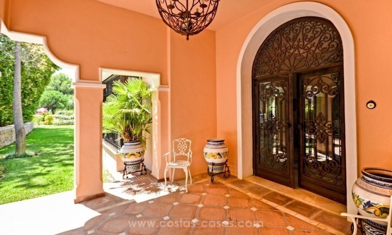 Luxe villa te koop, eerstelijn golf, Marbella oost 11