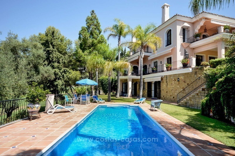 Luxe villa te koop, eerstelijn golf, Marbella oost