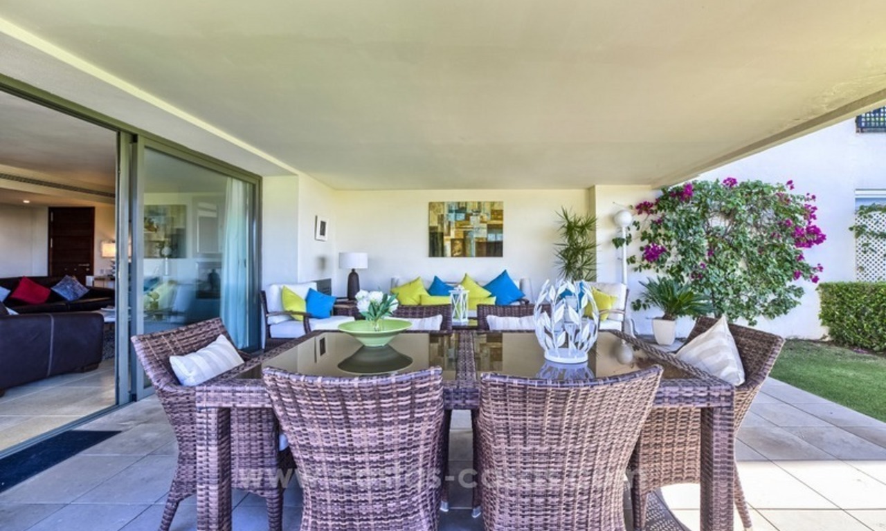 Modern luxe eerstelijn golf appartement te koop in een 5-sterren golf resort in Benahavis – Marbella 2