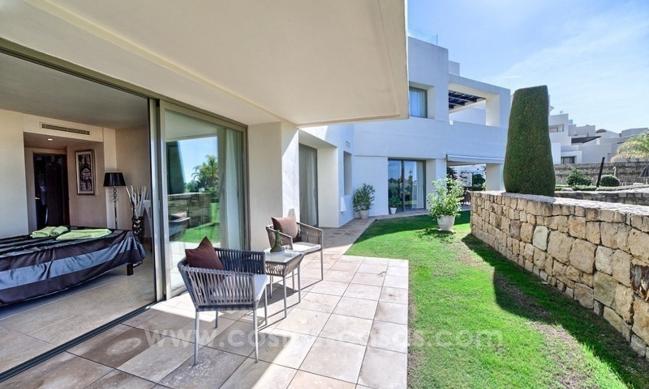 Modern luxe eerstelijn golf appartement te koop in een 5-sterren golf resort in Benahavis – Marbella 1