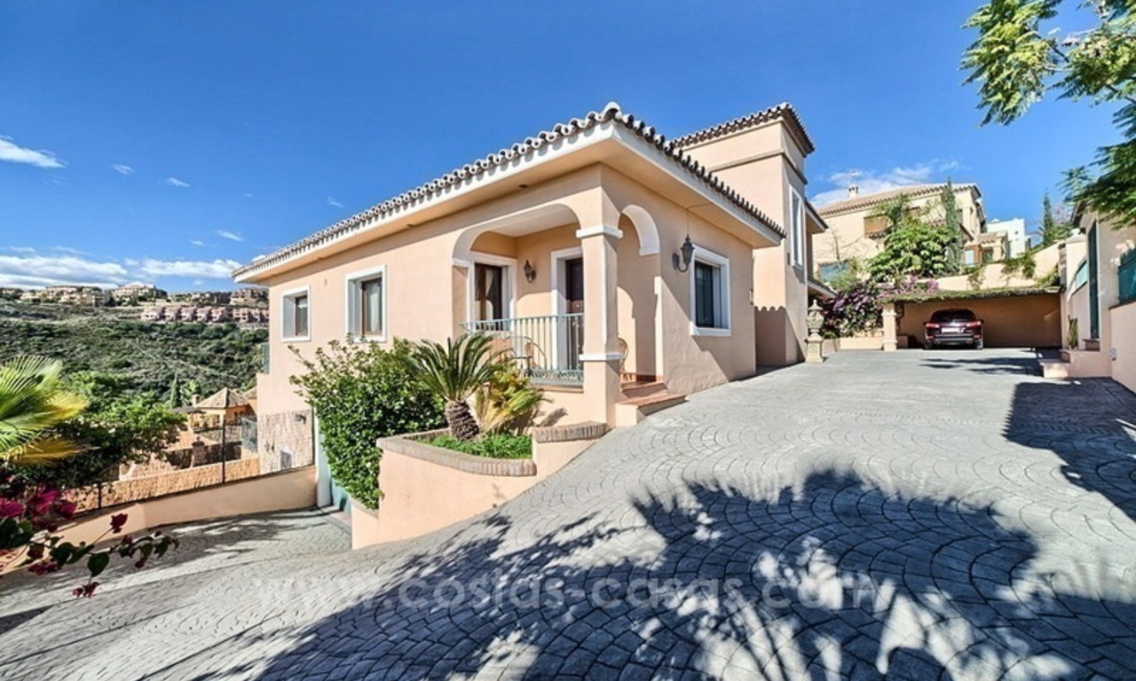 Ruime kwaliteits villa te koop met zeezicht in Marbella – Benahavis 5