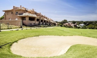 Te koop Marbella, Cabopino: Goedkope huizen, eerstelijn golf 6