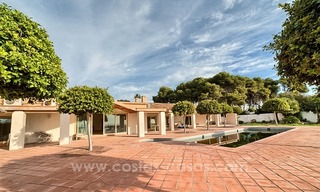 Grond met villa project te koop, eerstelijn strand, New Golden Mile, Marbella – Estepona 9