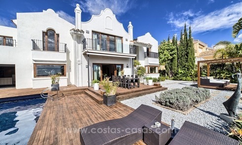 Modern gerenoveerde villa te koop, eerstelijn golf in Benahavis – Marbella 