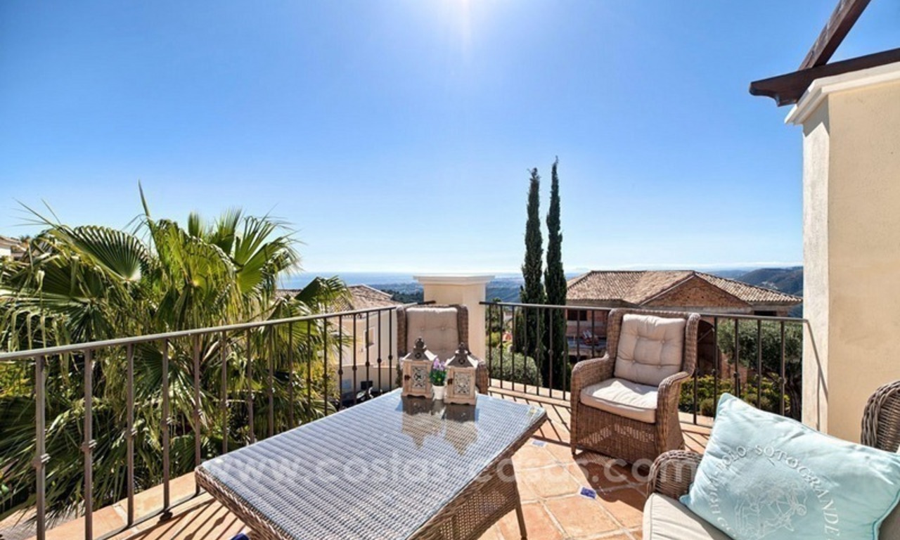 Luxe villa te koop met adembenemend zeezicht, boven de Golden Mile te Marbella 25