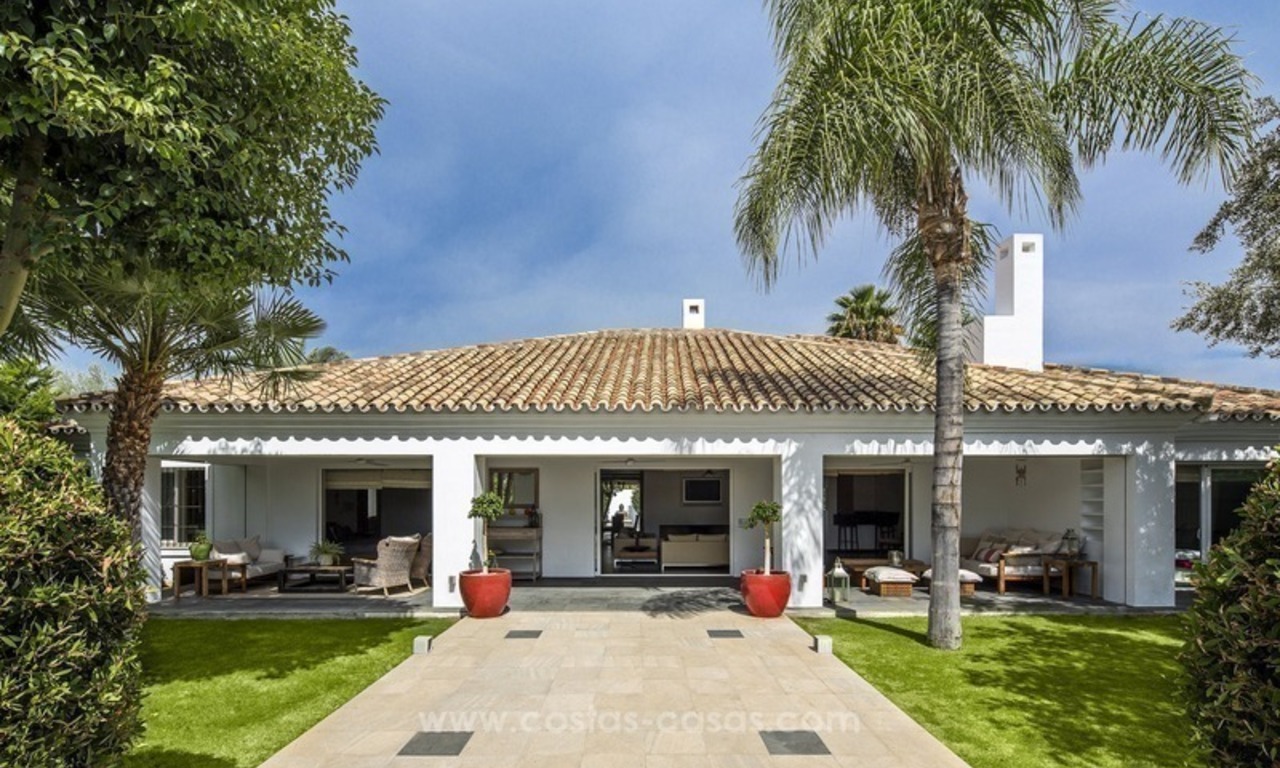 Design Villa te koop, eerstelijn golf, Nueva Andalucia, Marbella 1