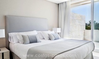 Luxe penthouse appartement te koop, eerstelijn strand op de Golden Mile, Marbella centrum 9