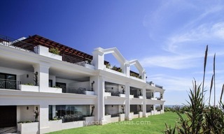 Estepona te koop: Beachfont luxe appartementen, Estepona, Costa del Sol 19