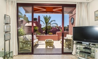 Luxe eerstelijnstrand penthouse appartement te koop op de New Golden Mile tussen Marbella en Estepona 24