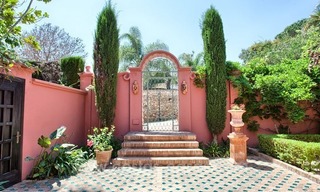 Charmante gerenoveerde villa te koop in Hacienda Las Chapas – Marbella 2