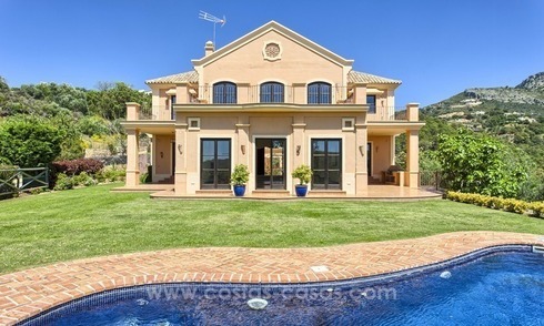 Te koop: Klassieke villa op golfclub in Benahavís – Marbella 