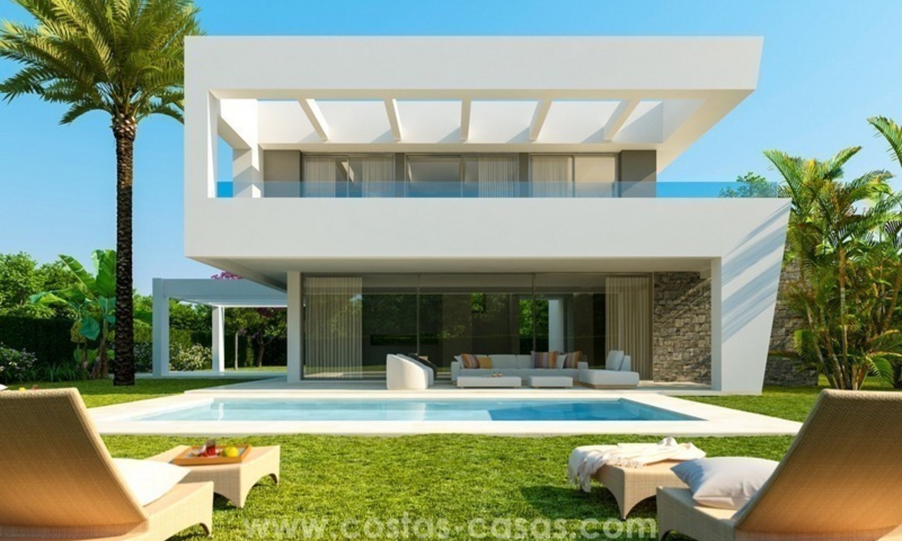 Nieuwe luxe Moderne Nieuwe villa´s te koop in oost Marbella 0