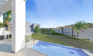 Nieuwe moderne villa te koop aan de golfbaan in Nueva Andalucia, Marbella 5