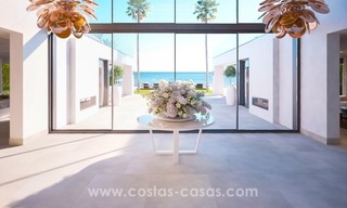 Nieuwe Moderne Eerstelijn strand Villa te koop, New Golden Mile, Marbella - Estepona 15