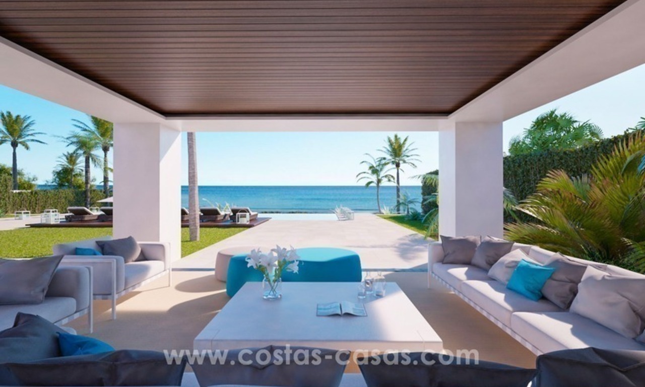 Nieuwe Moderne Eerstelijn strand Villa te koop, New Golden Mile, Marbella - Estepona 9