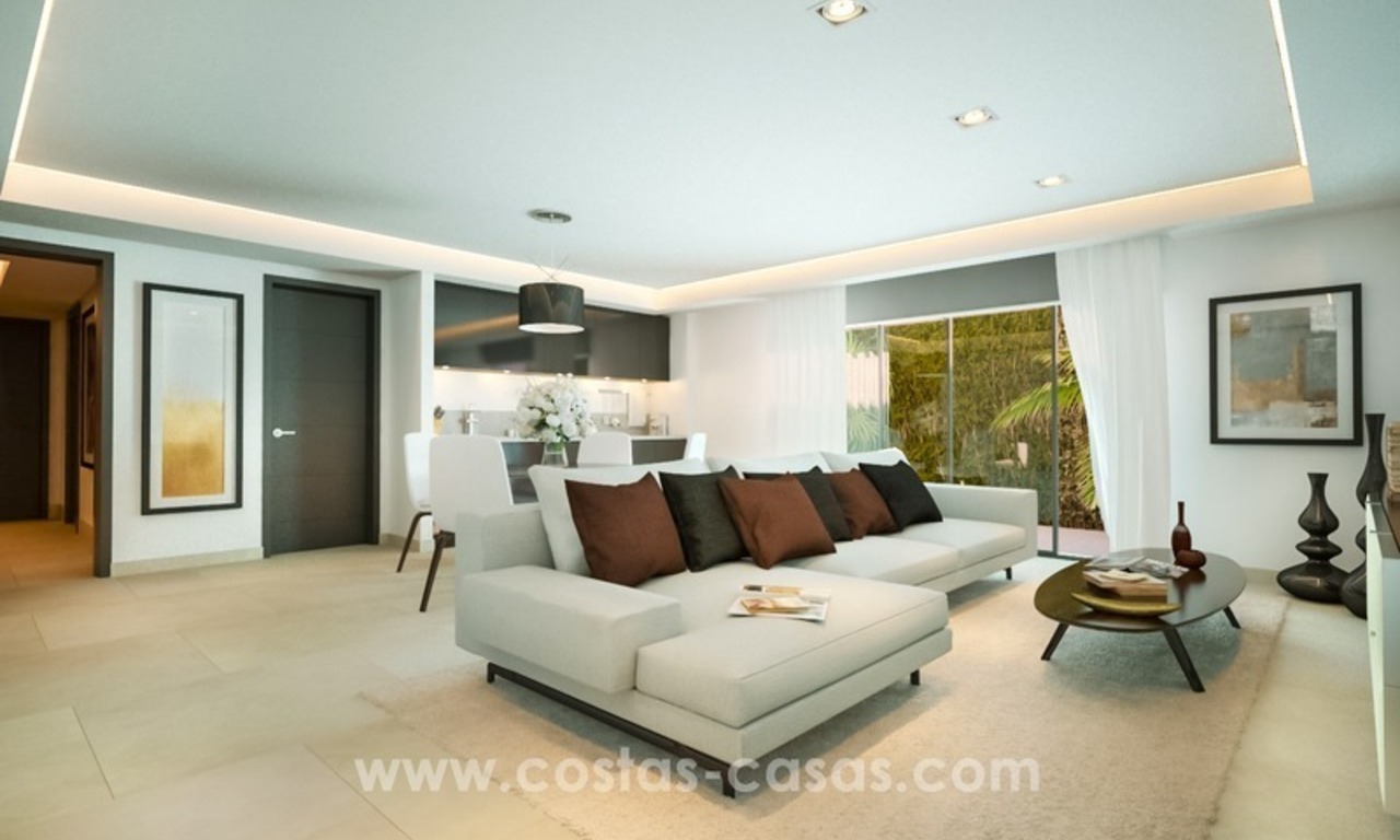 Nieuwe Moderne Eerstelijn strand Villa te koop, New Golden Mile, Marbella - Estepona 19