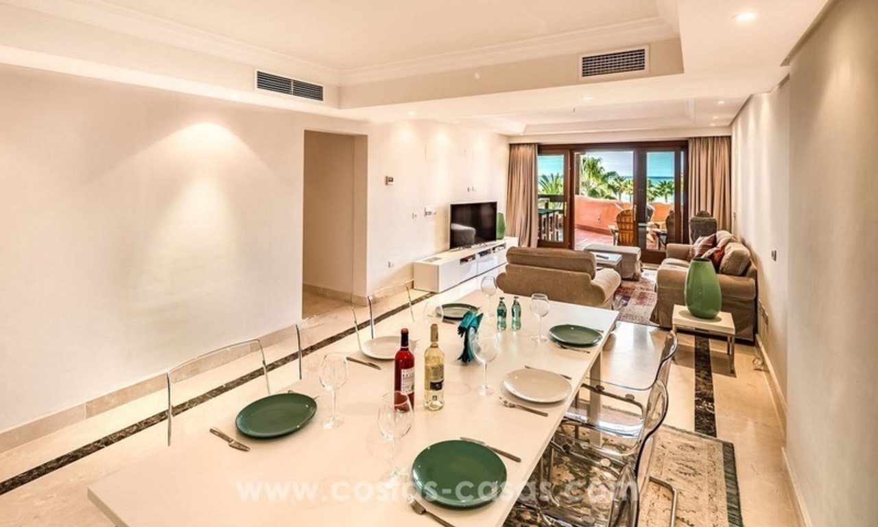 Eerstelijn strand penthouse appartement te koop op de New Golden Mile, Marbella - Estepona 9