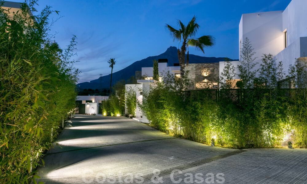 VERKOCHT. Opportuniteit! Laatste villa! Nieuwe moderne villa te koop aan de Golden Mile in Marbella. In een gated en beveiligd complex. Hoge korting! 30228