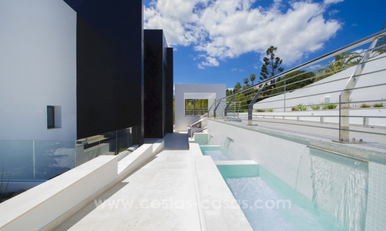 Nieuwe Moderne Design Villa te koop in Nueva Andalucia, Marbella 10