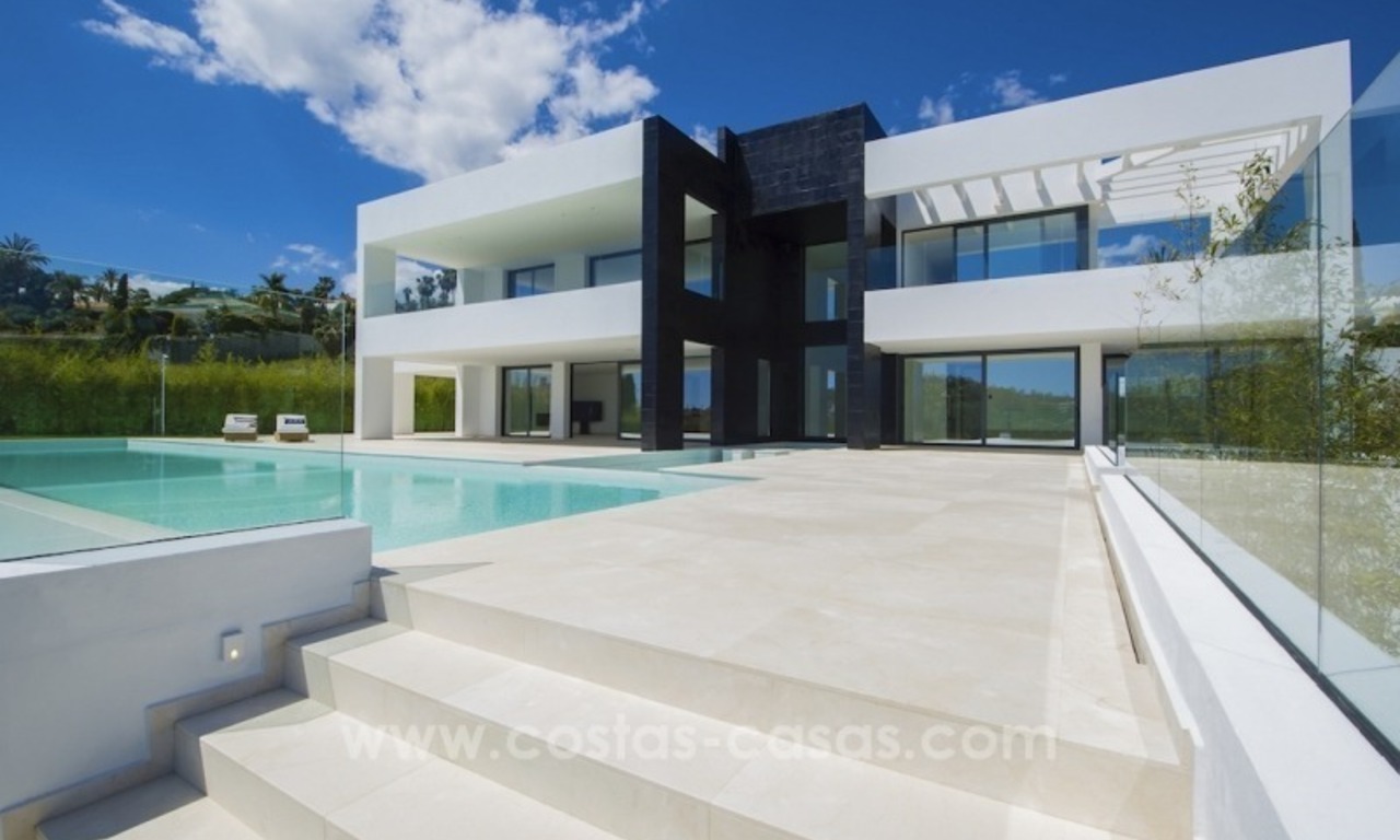 Nieuwe Moderne Design Villa te koop in Nueva Andalucia, Marbella 2