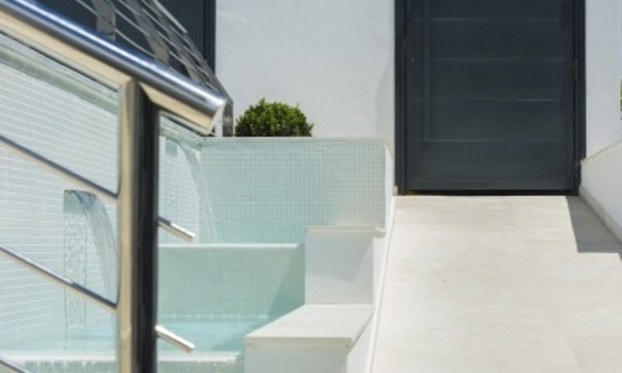 Nieuwe Moderne Design Villa te koop in Nueva Andalucia, Marbella 13