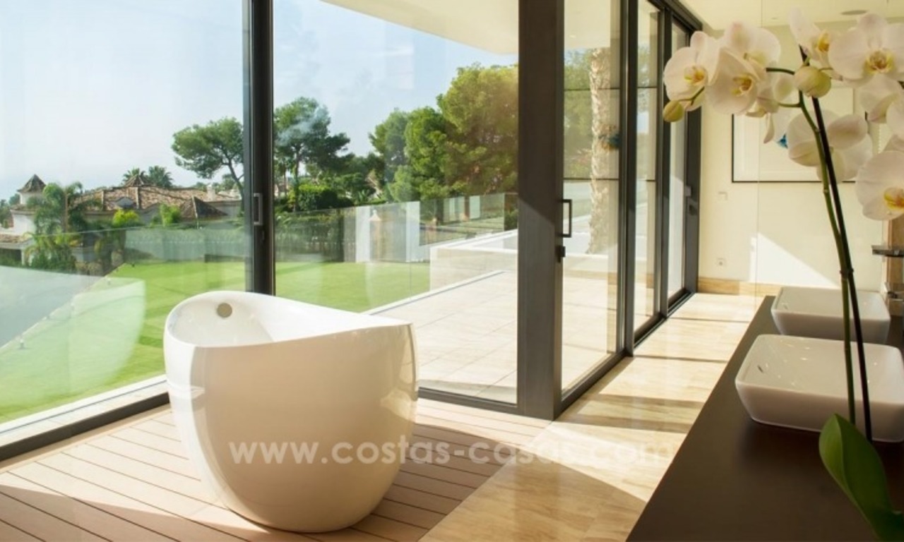 Nieuwe ultra moderne villa te koop op de Golden Mile in Sierra Blanca te Marbella 7