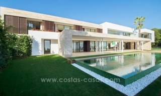 Nieuwe ultra moderne villa te koop op de Golden Mile in Sierra Blanca te Marbella 1