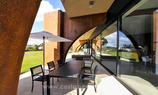 Ultra moderne design villa te koop in Benahavis – Marbella 11
