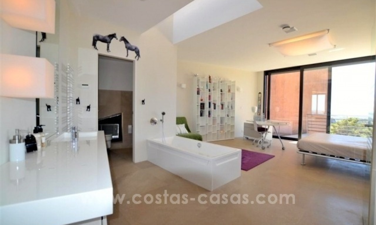 Ultra moderne design villa te koop in Benahavis – Marbella 25