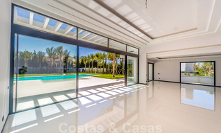 Instapklare moderne design villa te koop nabij het strand in West Marbella 29003 