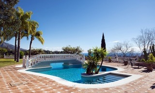 Luxe villa te koop in Marbella – Benahavis: El Madroñal landgoed met zeezicht 3