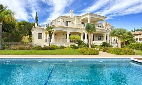 Luxe Villa met panoramisch zeezicht te koop, New Golden Mile, Marbella – Estepona 