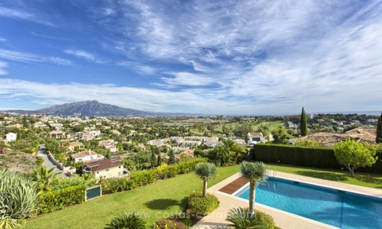 Luxe Villa met panoramisch zeezicht te koop, New Golden Mile, Marbella – Estepona 3