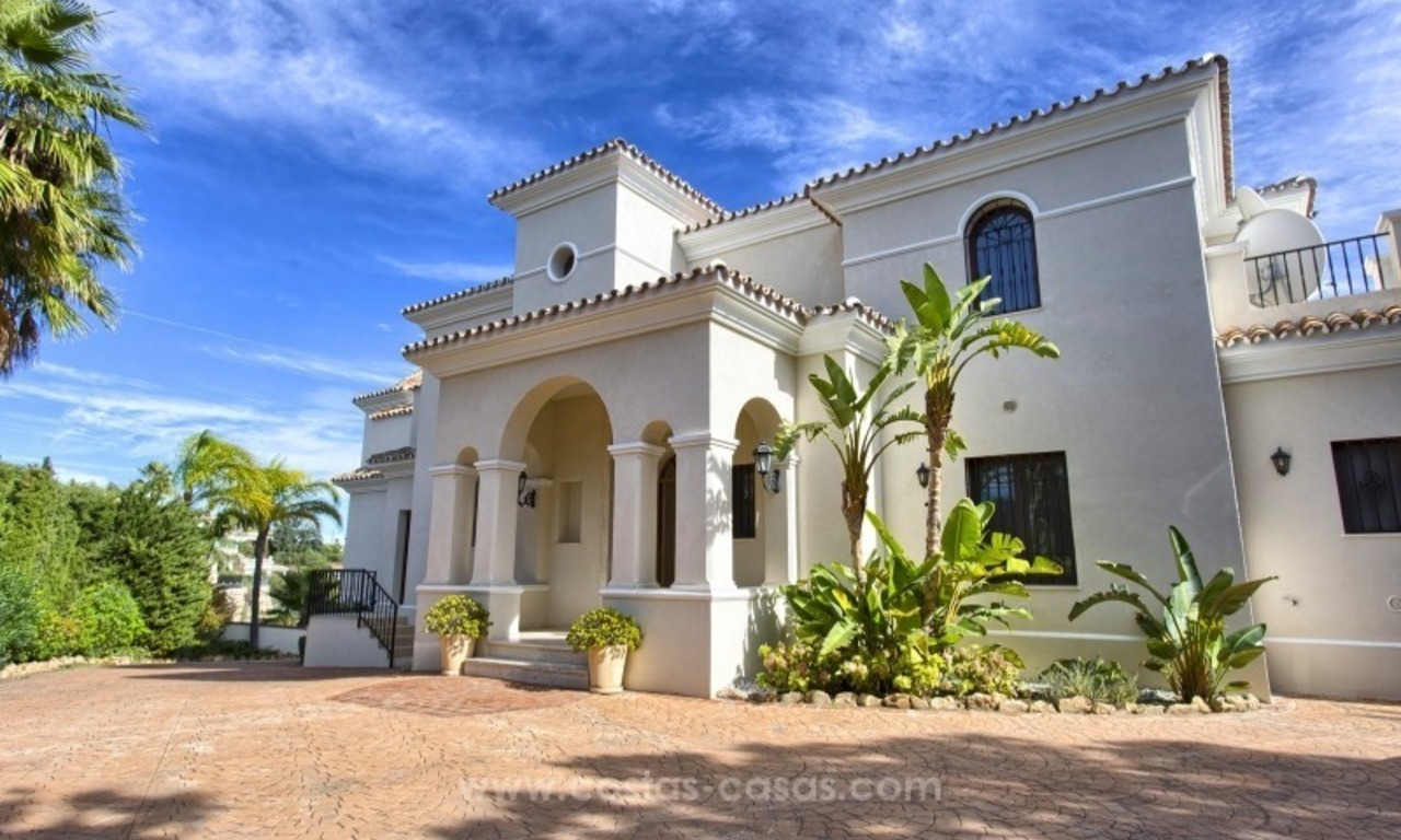 Luxe Villa met panoramisch zeezicht te koop, New Golden Mile, Marbella – Estepona 4