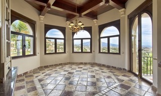 Luxe Villa met panoramisch zeezicht te koop, New Golden Mile, Marbella – Estepona 10