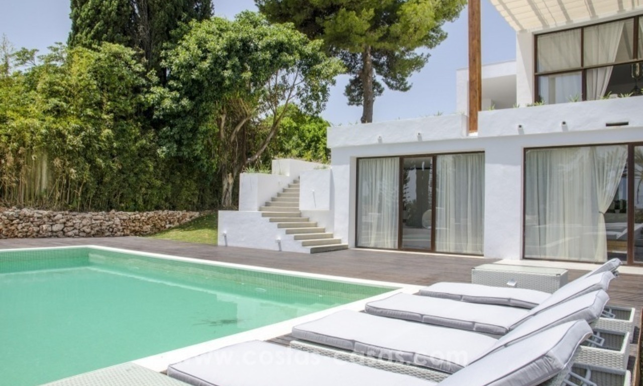 Gerenoveerde Moderne Villa te koop op de Golden Mile in Marbella 3