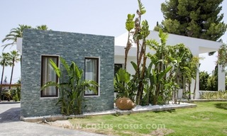 Gerenoveerde Moderne Villa te koop op de Golden Mile in Marbella 12