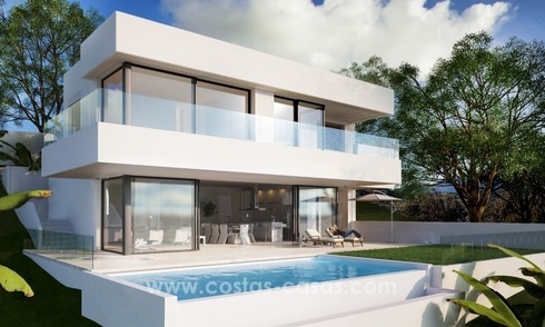 Moderne nieuwe villa te koop met zeezicht in Estepona 