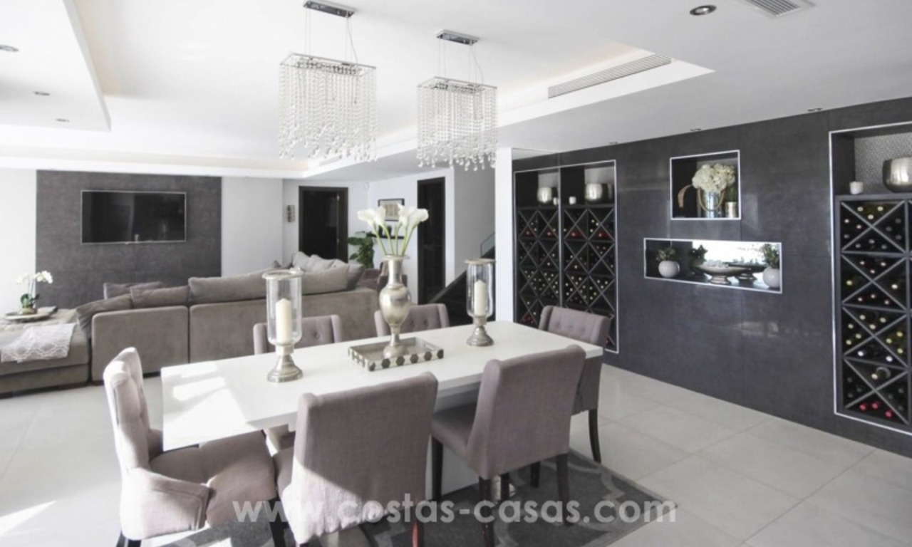 Villa in moderne stijl te koop in het gebied van Marbella - Benahavis 7