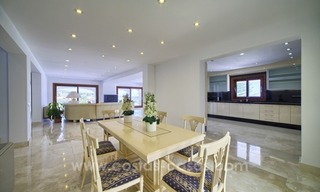Moderne gerenoveerde villa te koop, New Golden Mile, Marbella – Estepona 13