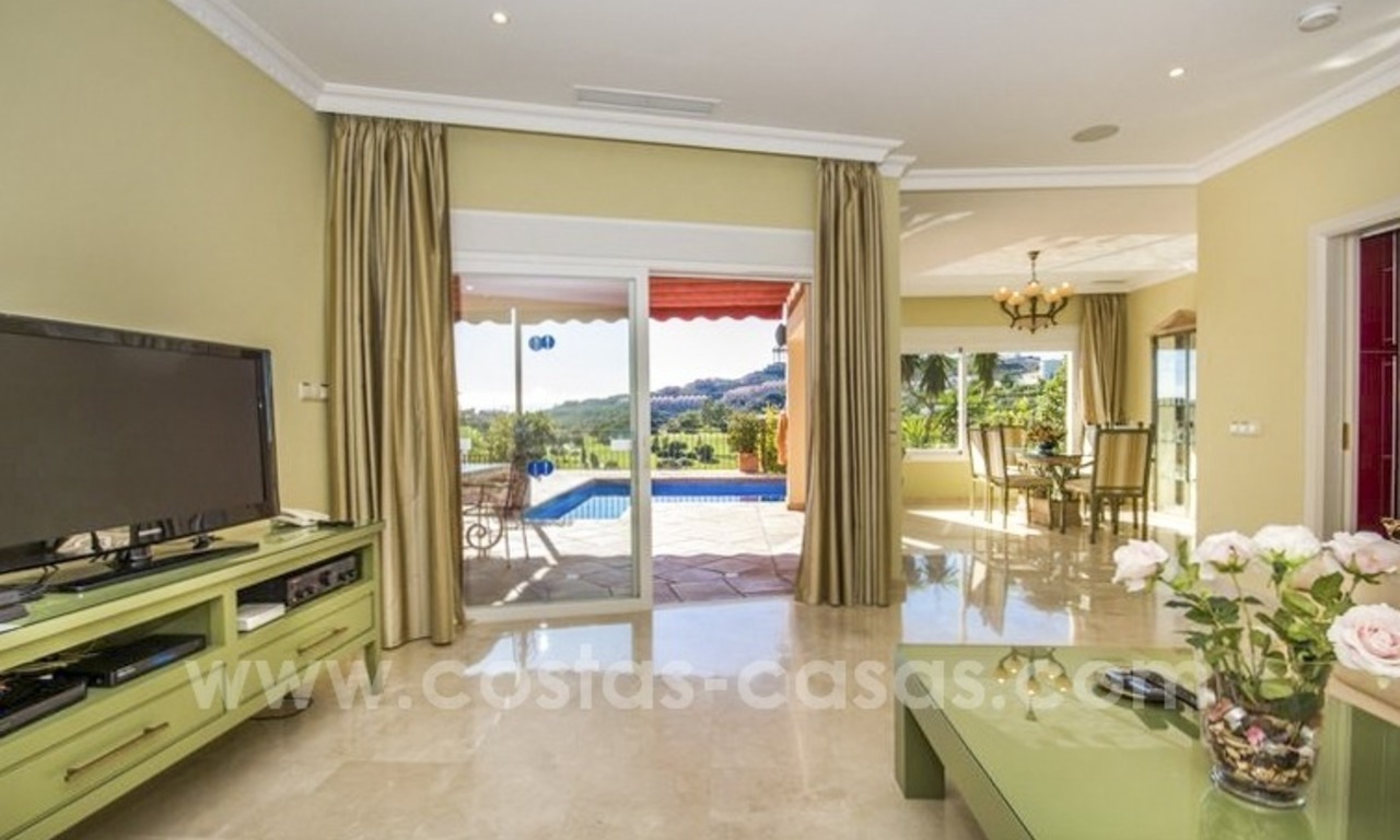 Koopje! Prachtige villa te koop met schitterend zee- en golfzicht in Benahavis – Marbella 5