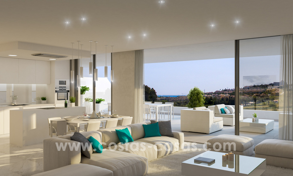 Instapklare moderne design appartementen te koop, nabij de golfbaan tussen Marbella en Estepona 23747