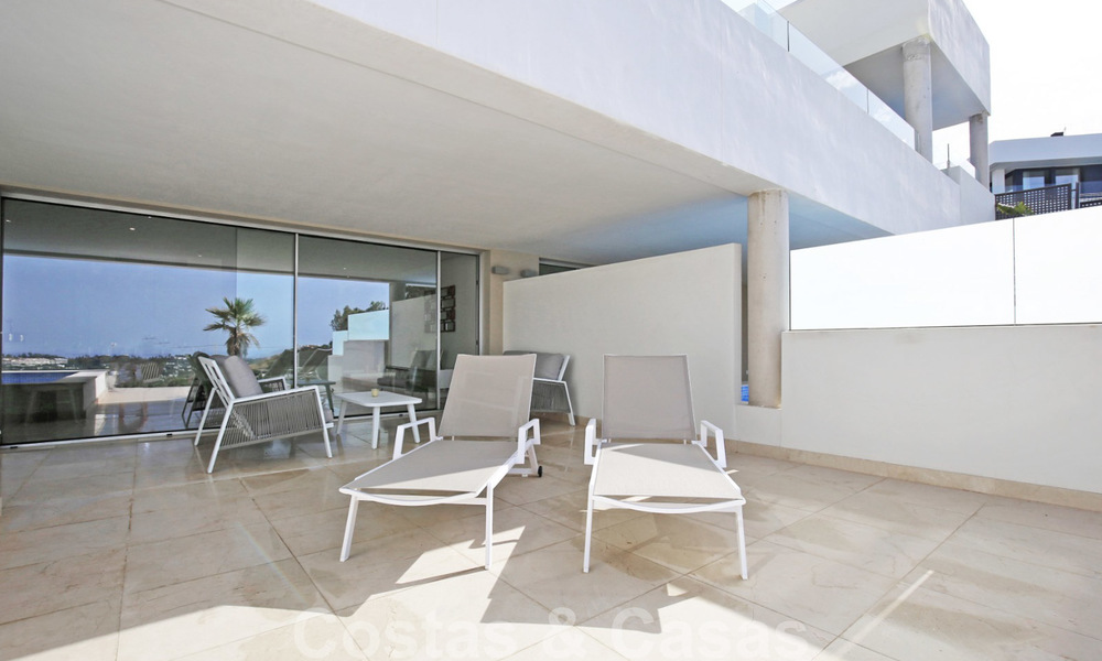 Moderne design appartementen met eigen zwembad te koop in boutique complex in Nueva Andalucia te Marbella 28744