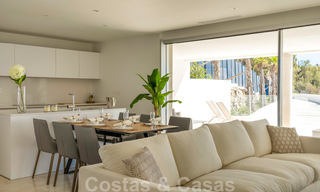 Moderne design appartementen met eigen zwembad te koop in boutique complex in Nueva Andalucia te Marbella 28754 