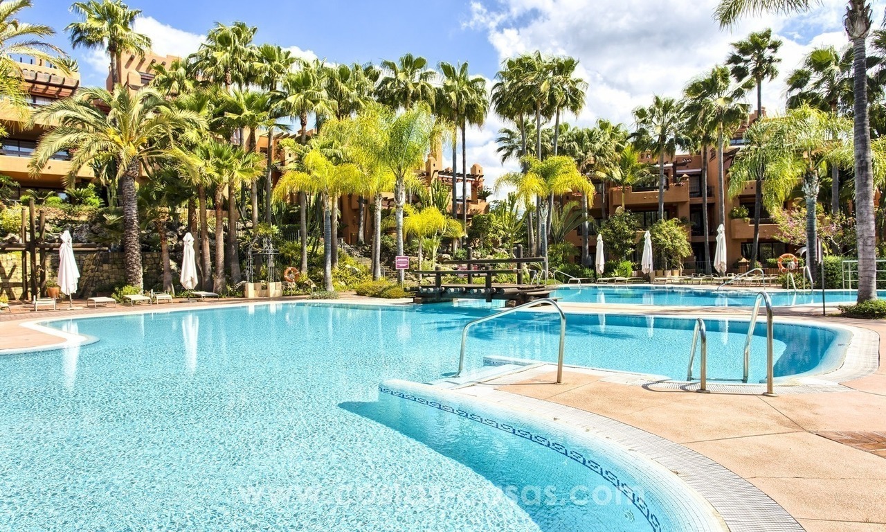 Ruim luxe appartement te koop dichtbij Puerto Banus in Nueva Andalucia te Marbella 7