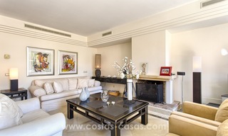 Ruim luxe appartement te koop dichtbij Puerto Banus in Nueva Andalucia te Marbella 13