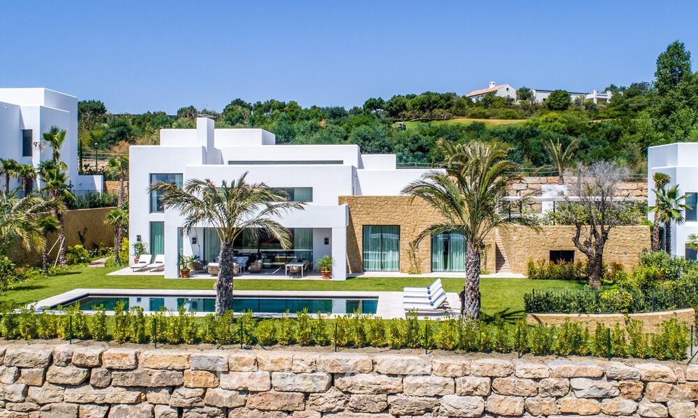 Instapklaar! Moderne 5-sterren luxevilla´s te koop, op een bekroonde golfbaan aan de Costa del Sol 56220