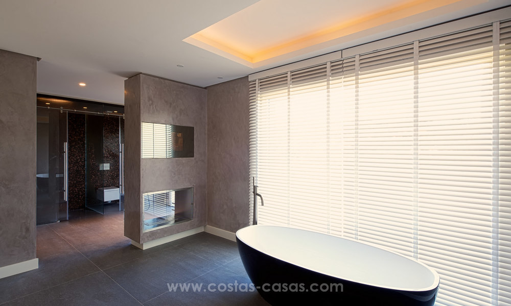 Moderne Design villa te koop met zeezicht in La Zagaleta, Benahavis – Marbella 21135