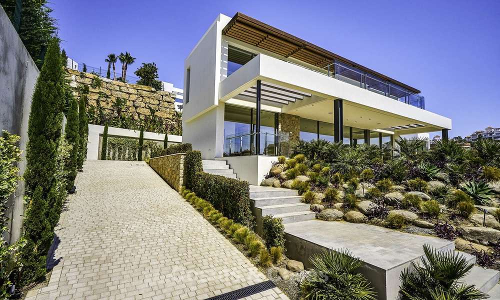  Instapklare moderne villa te koop, eerstelijn golf, te Benahavis - Marbella 15068
